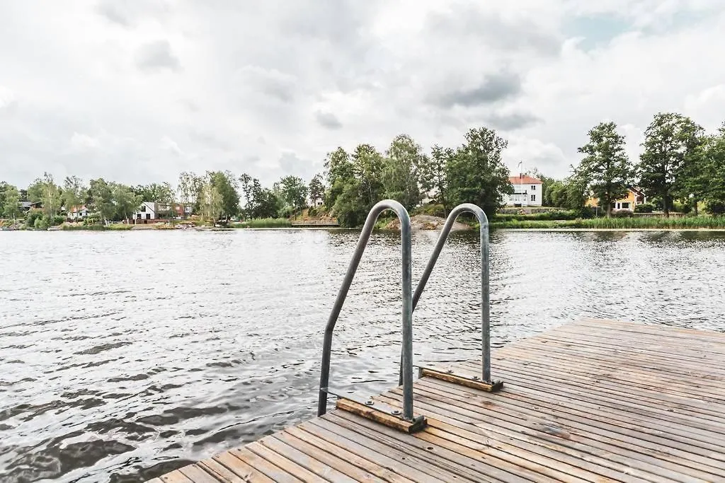 Mysig Och Lung Laegenhet Med Balkong Naera Stockholm! Apartment