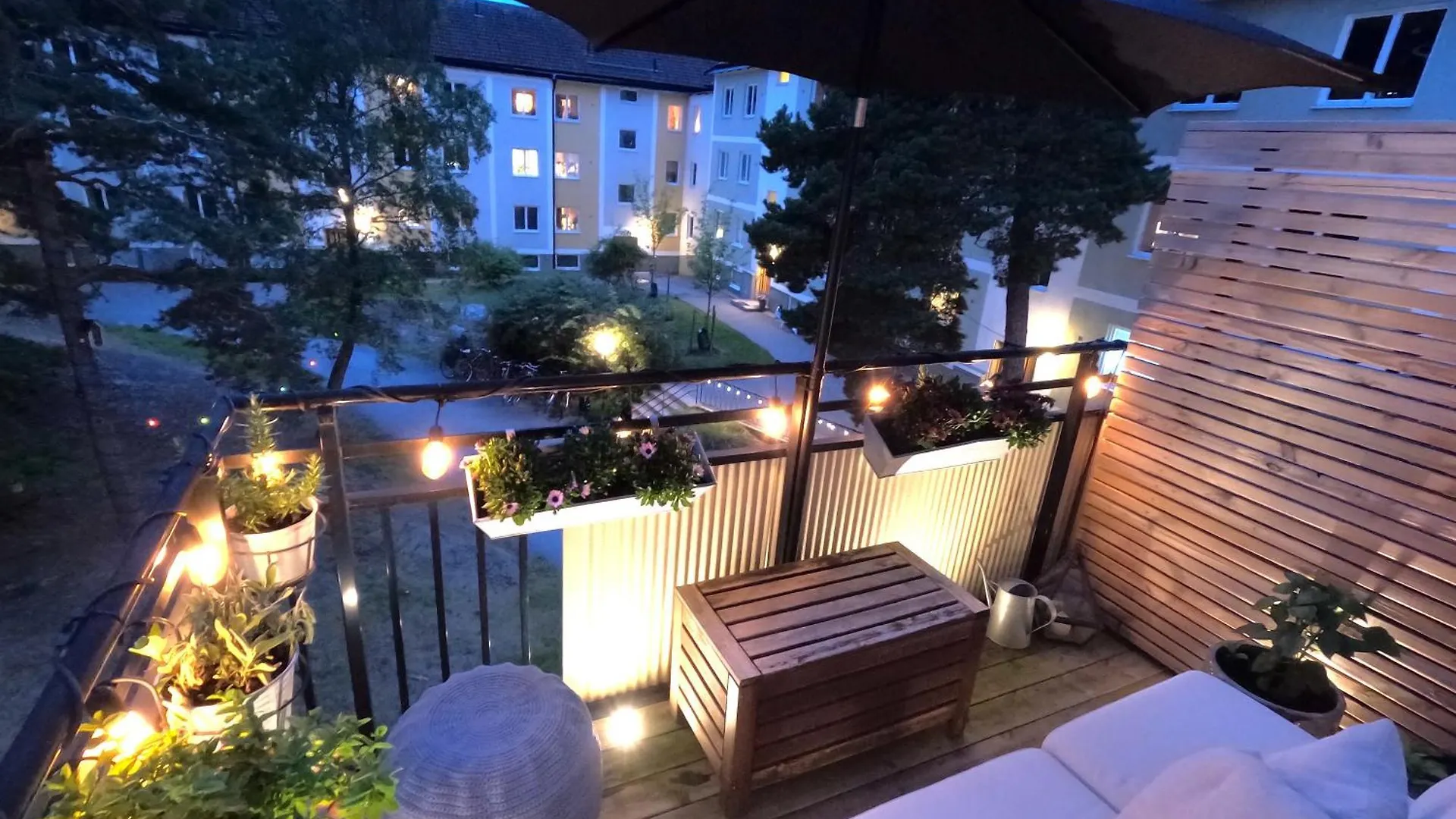 Mysig Och Lung Laegenhet Med Balkong Naera Stockholm! location