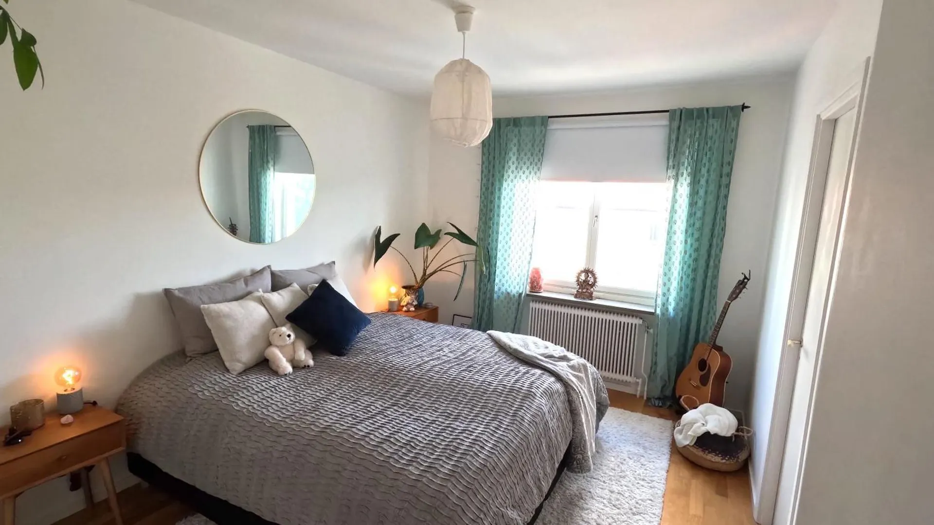 Mysig Och Lung Laegenhet Med Balkong Naera Stockholm! Apartment Sweden